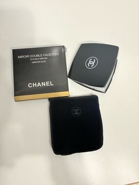 Chanel compact double sided mirror with case